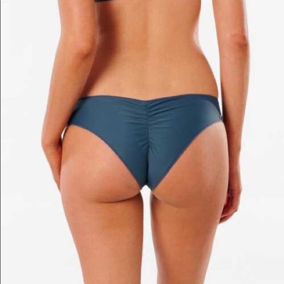 ☀️RIP CURL☀️ NOMAD STRIPE FIXED TRI CLS SURF ECO CHEEKY PANT BIKINI SET - Picture 11 of 14